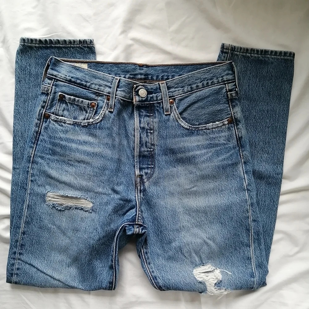 Levi's 501 Skinny Jeans Premium Denim Distressed Ankle In Nice as Pie Size 28 - Picture 5 of 16